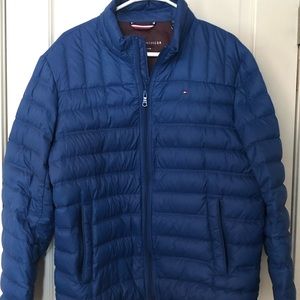 Tommy Hilfiger puffer coat - sz L in Blue